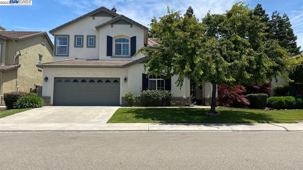 6112 Silver Oak Circle • Stockton • 95219