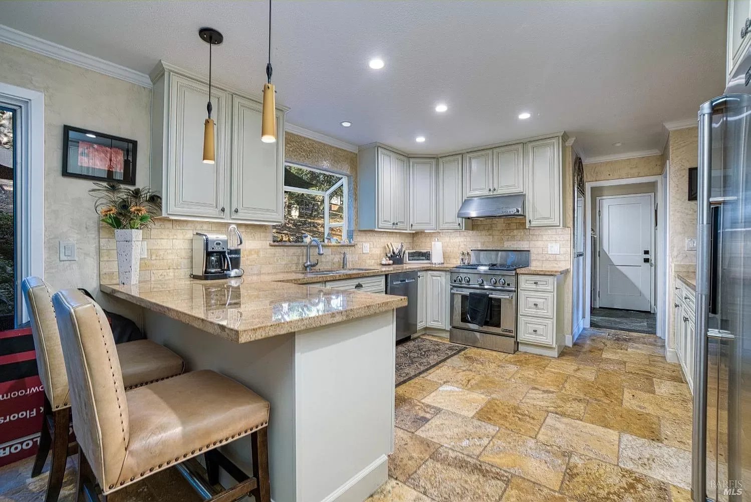 5265 Joaquin Dr