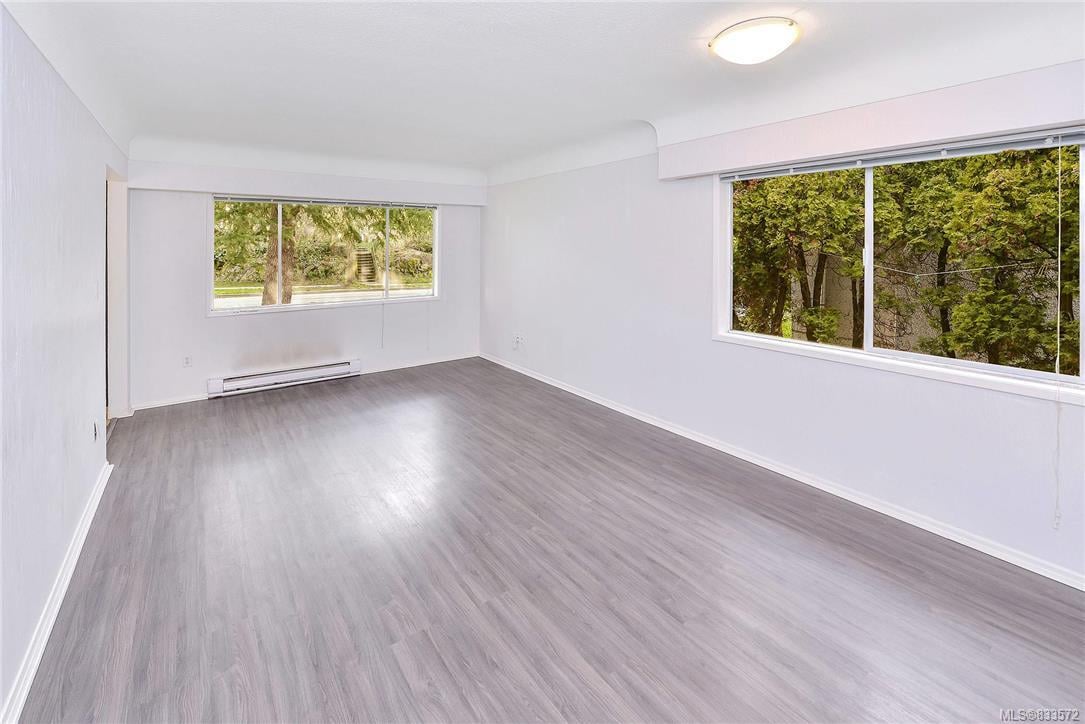 653 / 655 Craigflower Rd