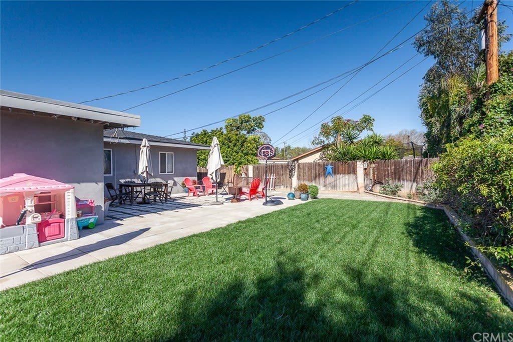 1375 Shannon Lane