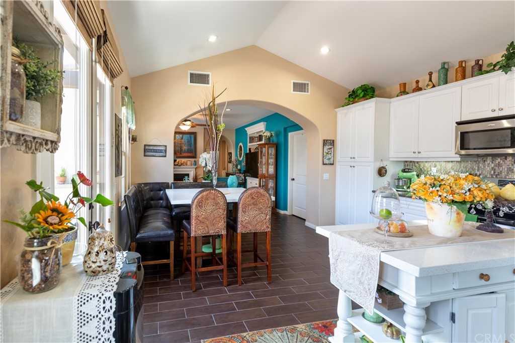 3165 S Edenglen Avenue Unit B