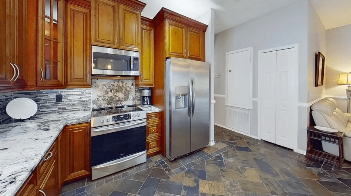 15406 SIR MAXWELL COUR