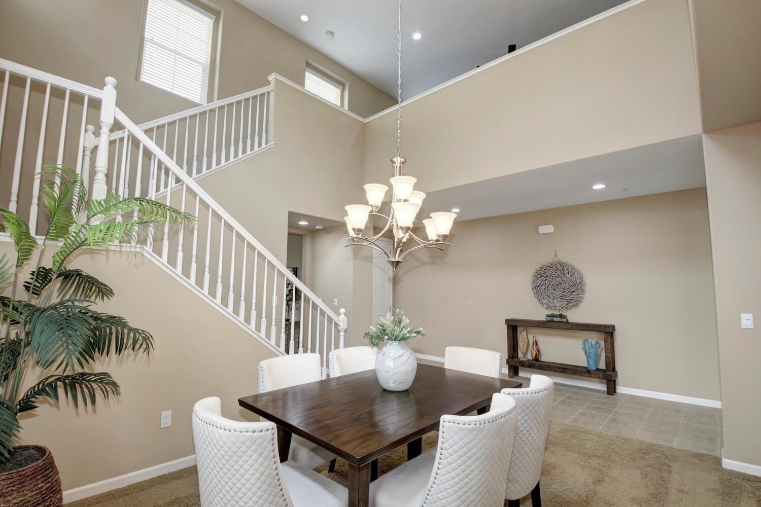 1342 Newton Dr