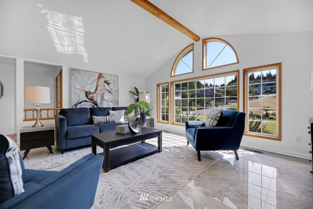 1123 Olympic Ave