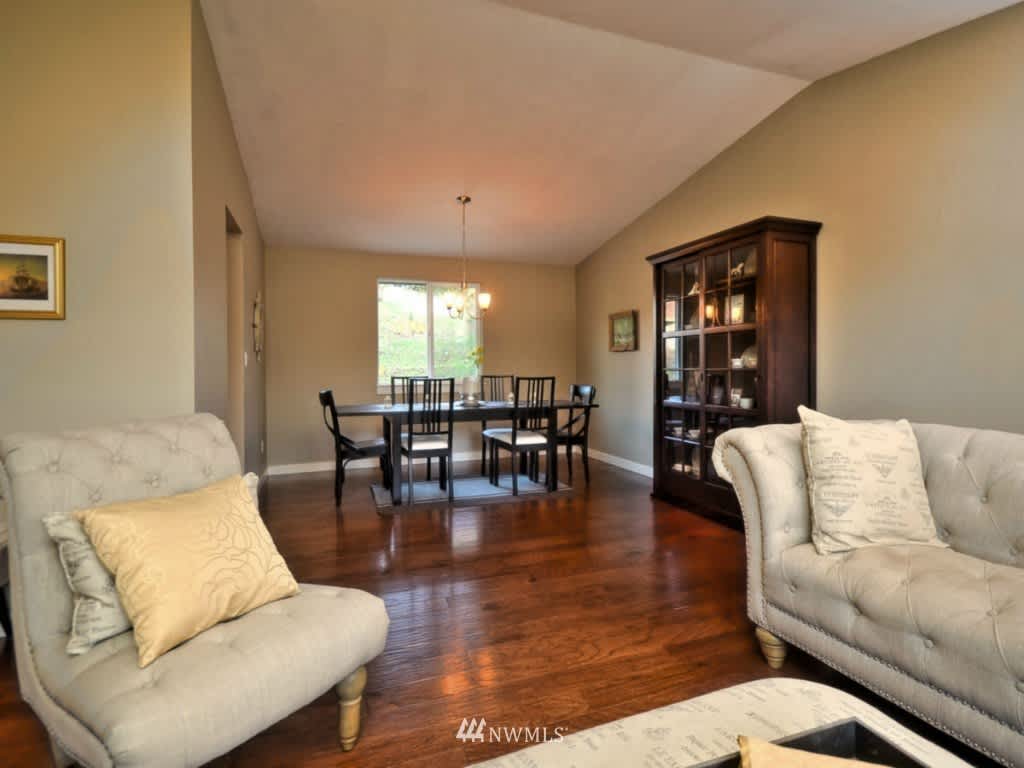 24395 31st Ave W