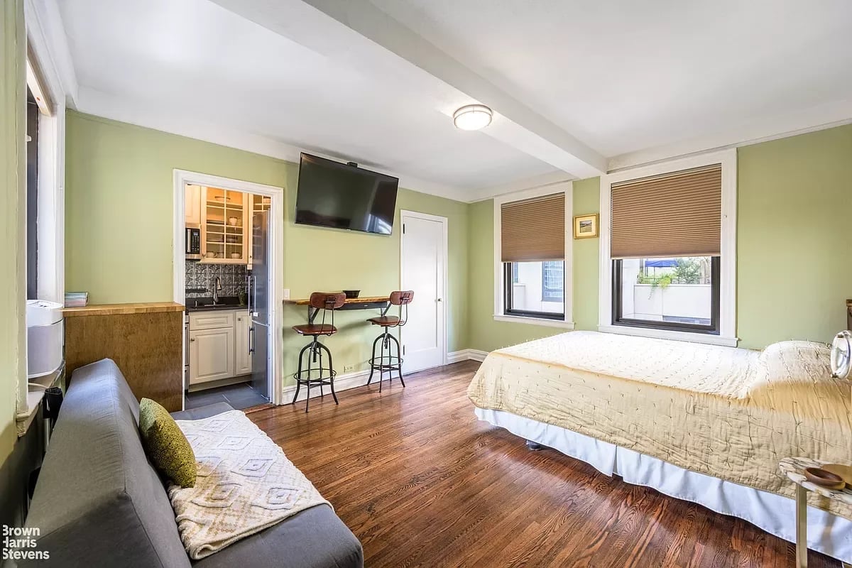 457 WEST 57TH STREET #1015