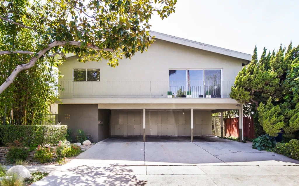 395 Huntley Dr