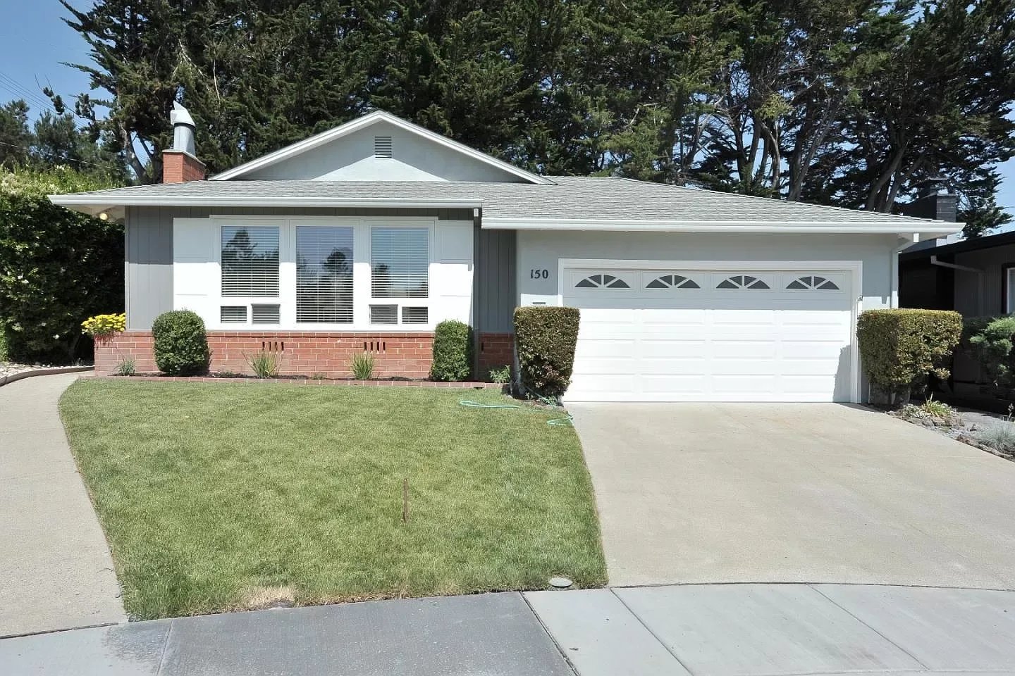 150 Crosby Ct