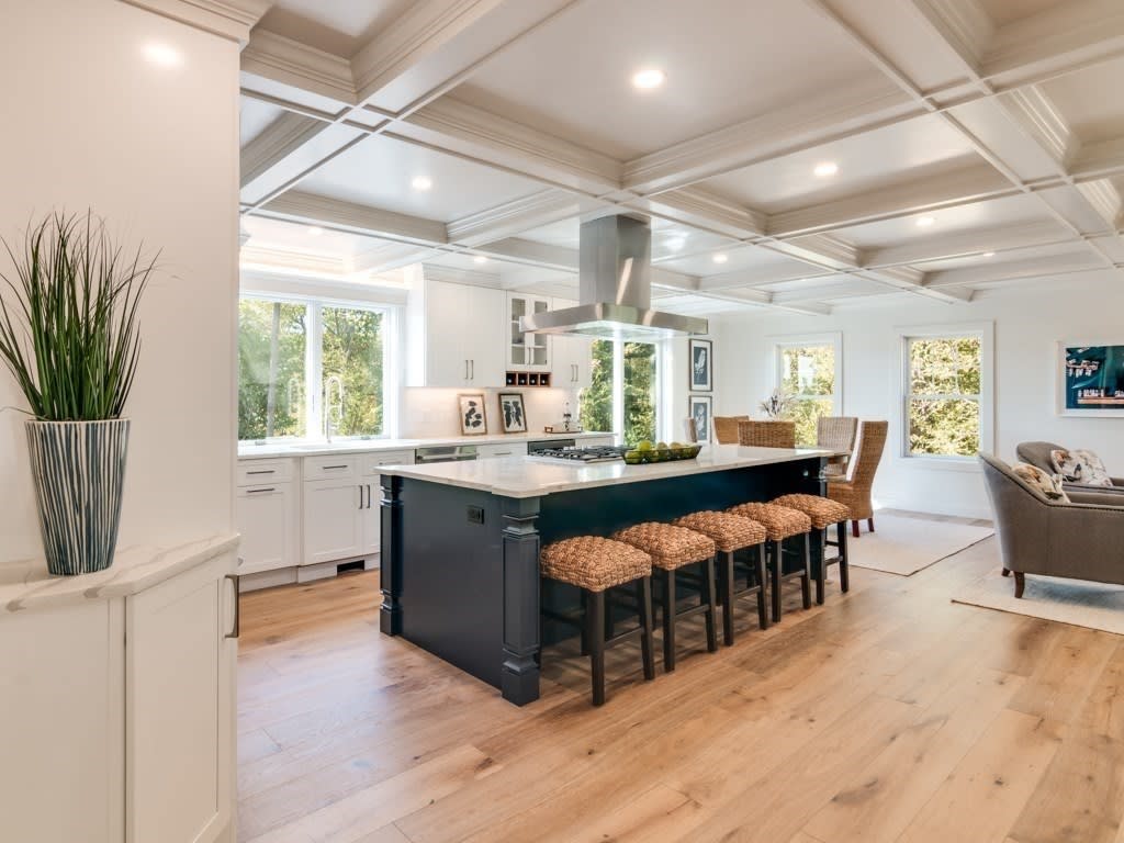 21 Hillside Rd