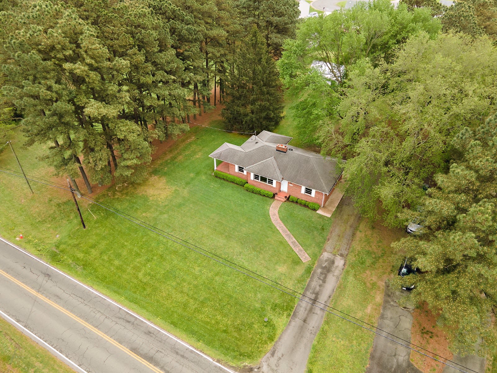 1127 Oakland Road