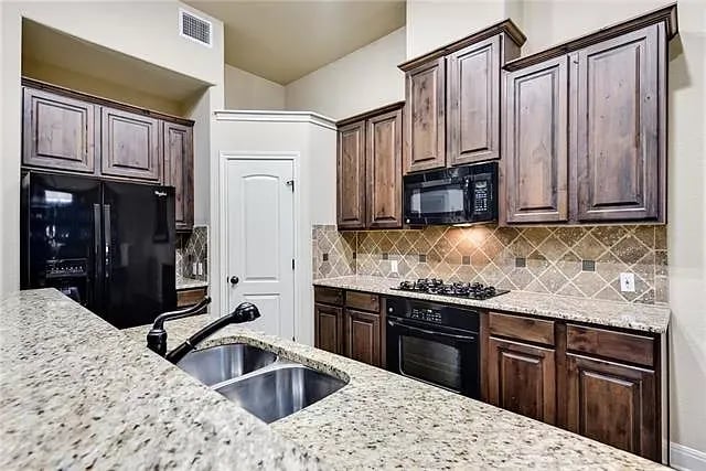232 Sunrise Ridge Cv