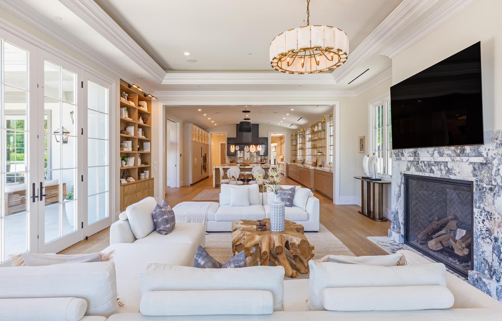 802 FOOTHILL ROAD