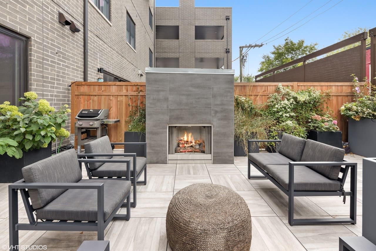 4802 N Bell Ave #203