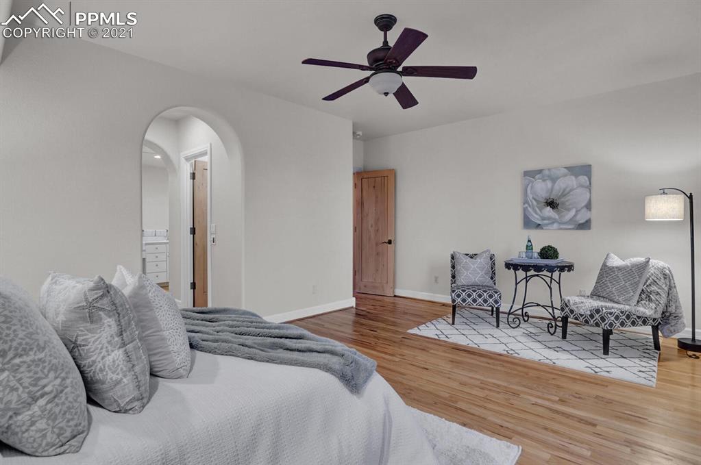 1275 Log Hollow Point