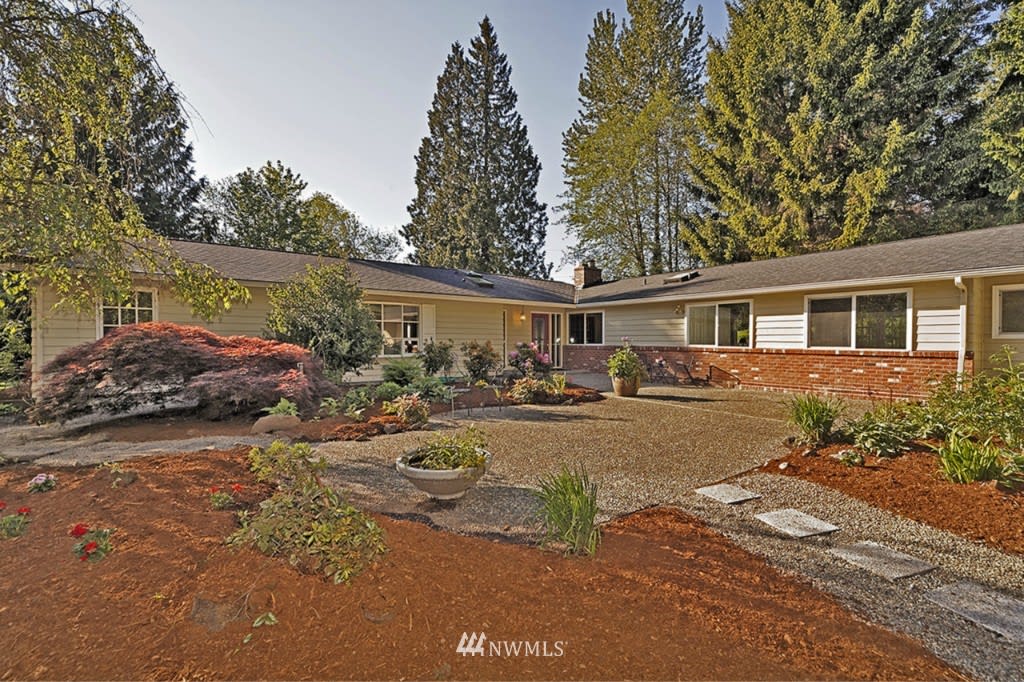 7714 196th Ave NE