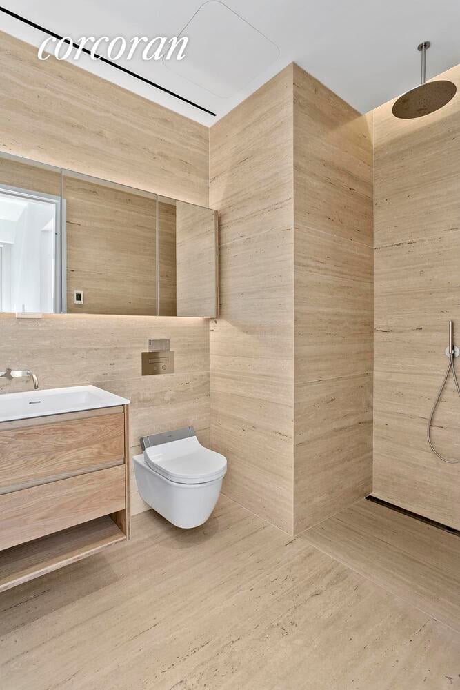 32 East 1st Street #5E