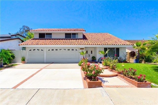 26662 Valpariso Dr