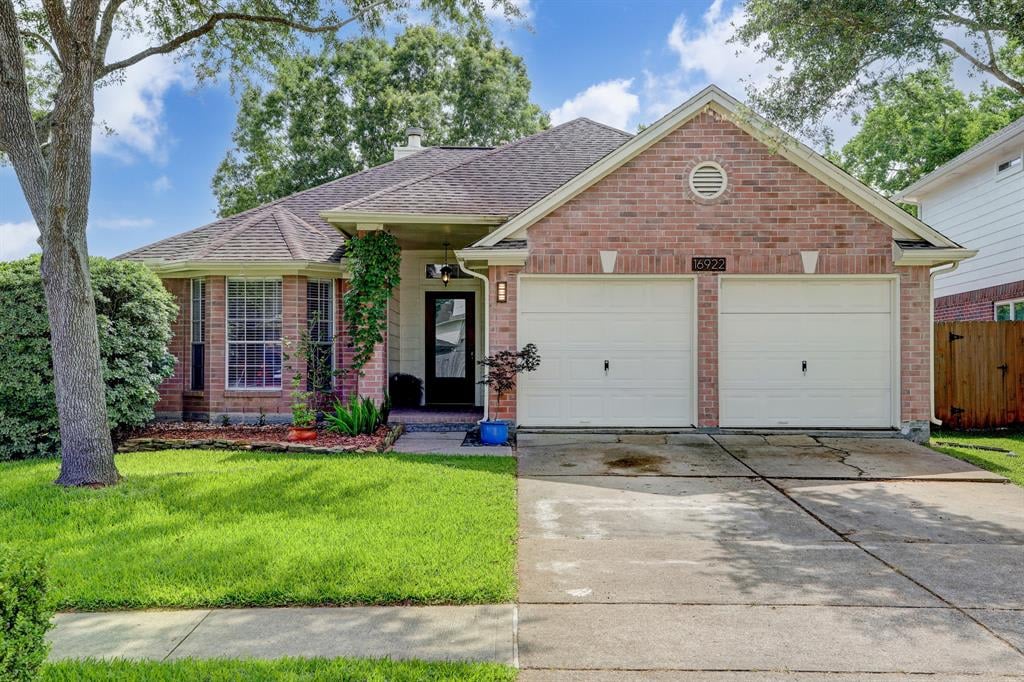 16922 Lighthouse View Dr