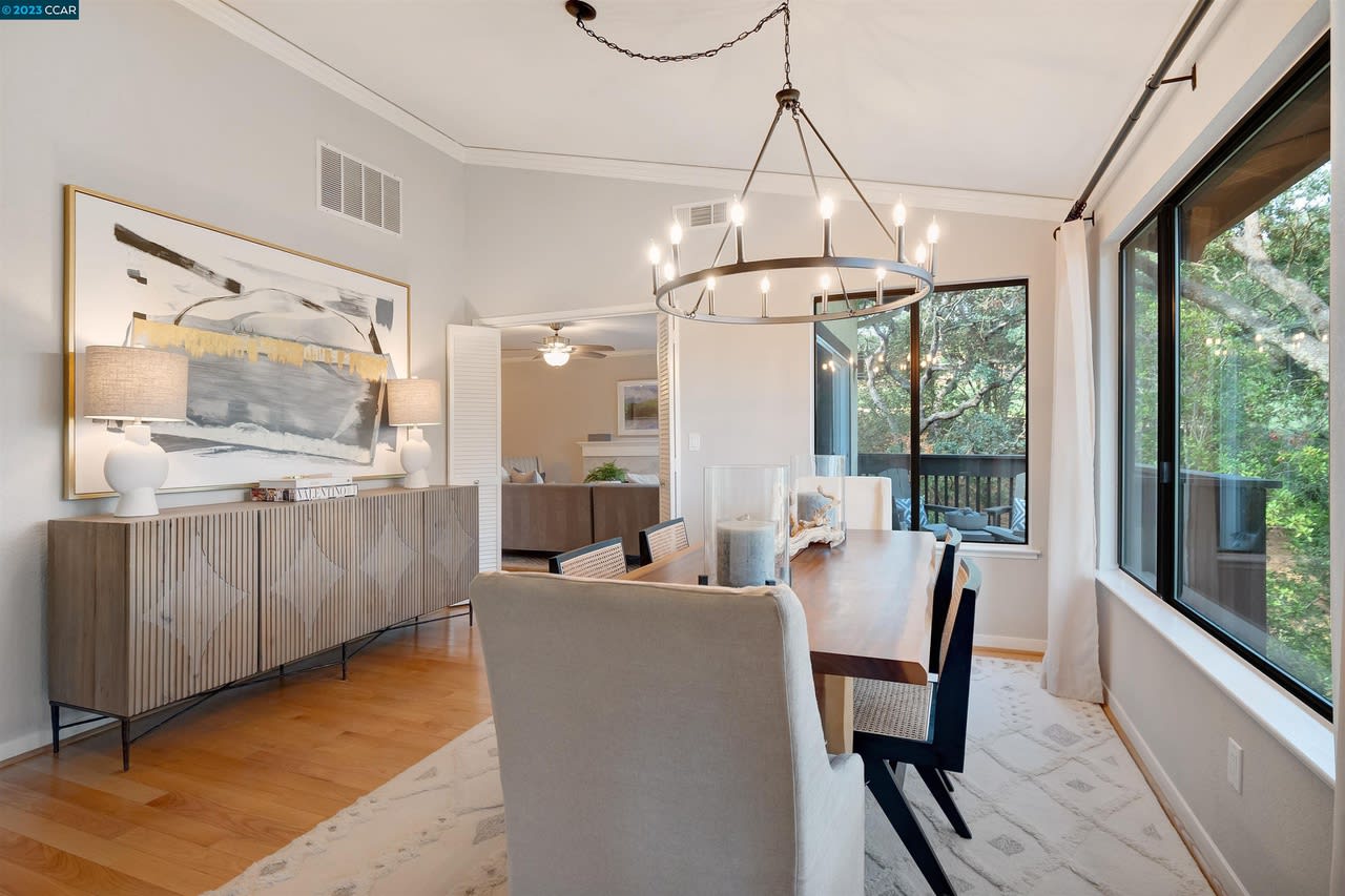 27 Saint Julie Court