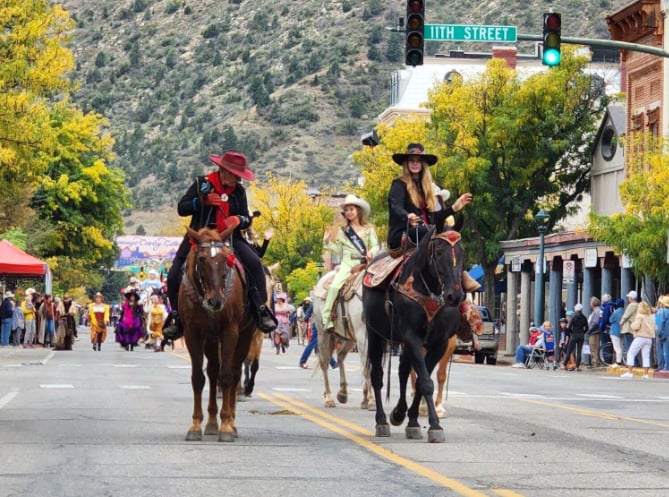 The Role of Community Events in Shaping Durango’s Neighborhood Identities