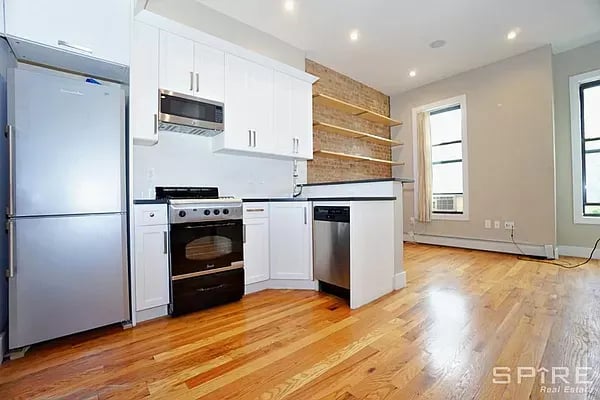 131 Herkimer Unit: 4AA