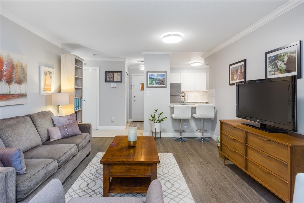 102-3051 Airey Dr