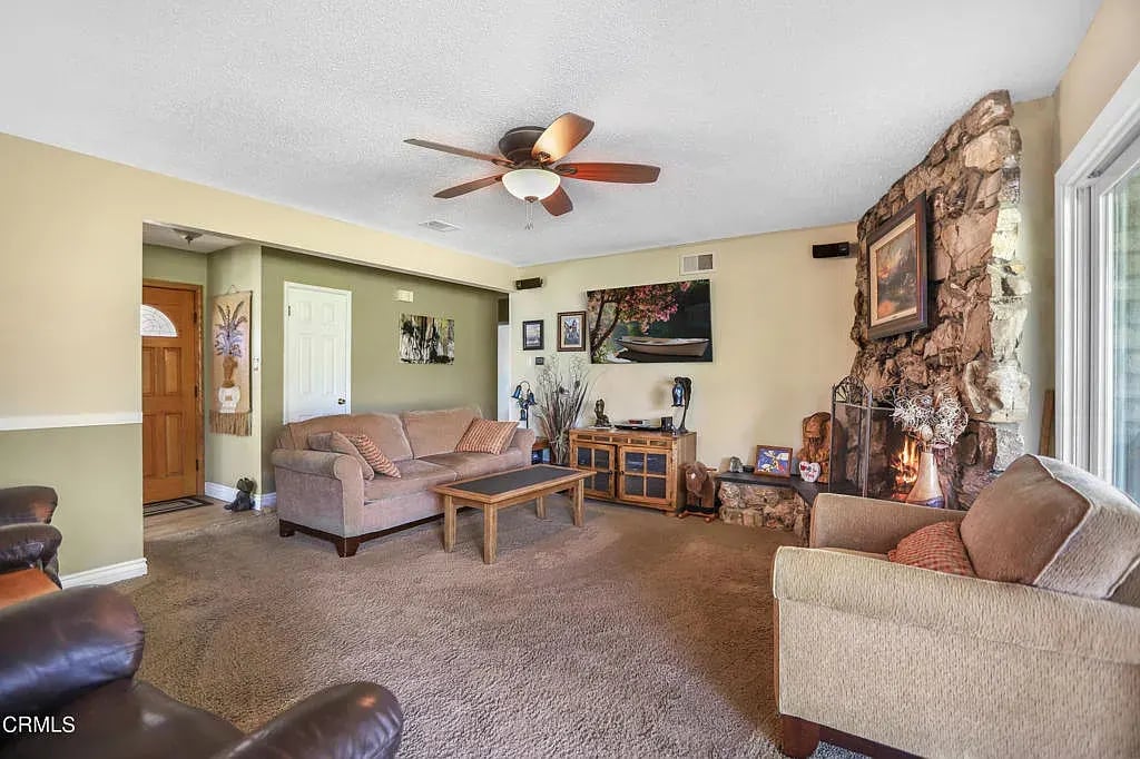165 Oaklawn Ave