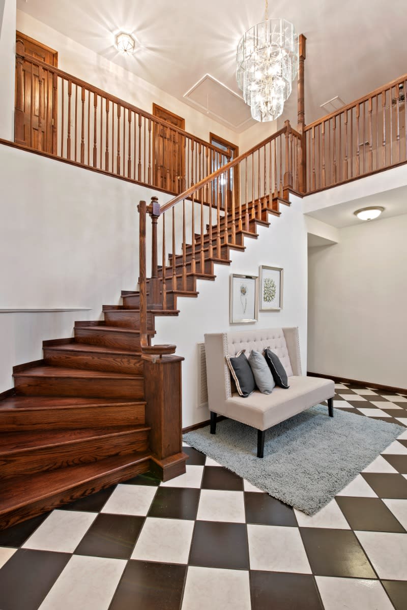 17428 James River Drive