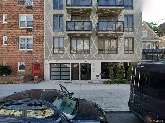 1753 East 12th St. Unit: 2C