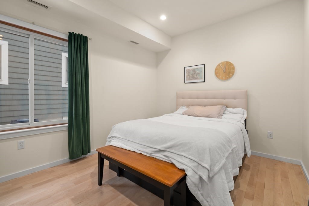 182 Elm St, Unit 1