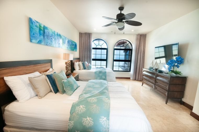 Beachfront Casino Resort Penthouse, Jaco, Puntarenas