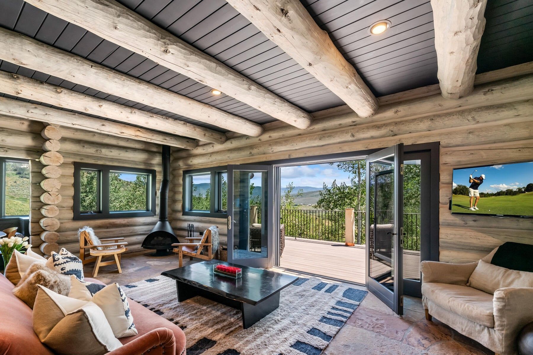 1145 Pilgrim Drive