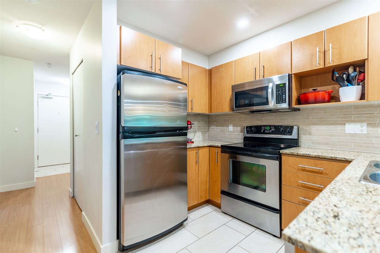 227-1633 Mackay Ave