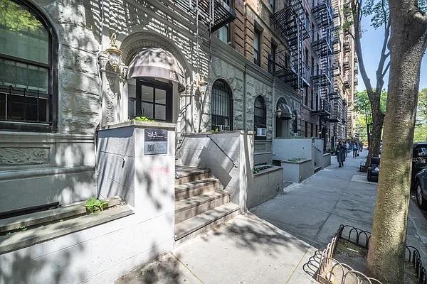 15 West 64th Street, Apt 1-C