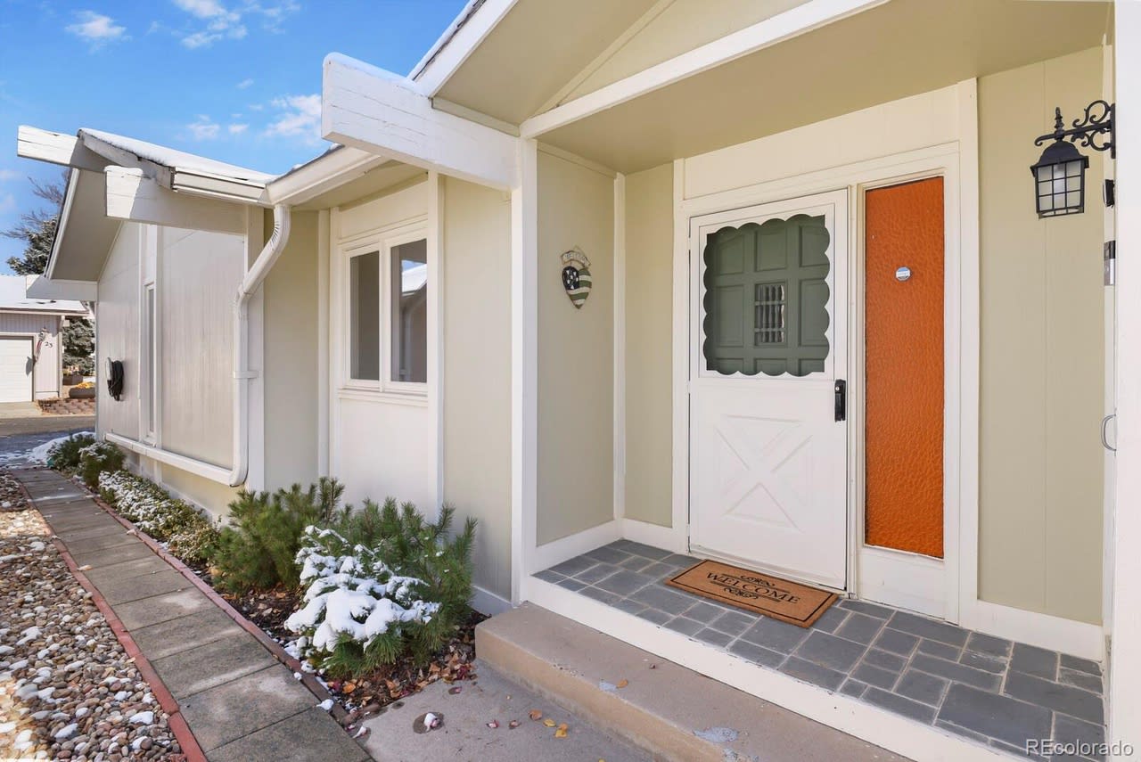24 Scott Dr