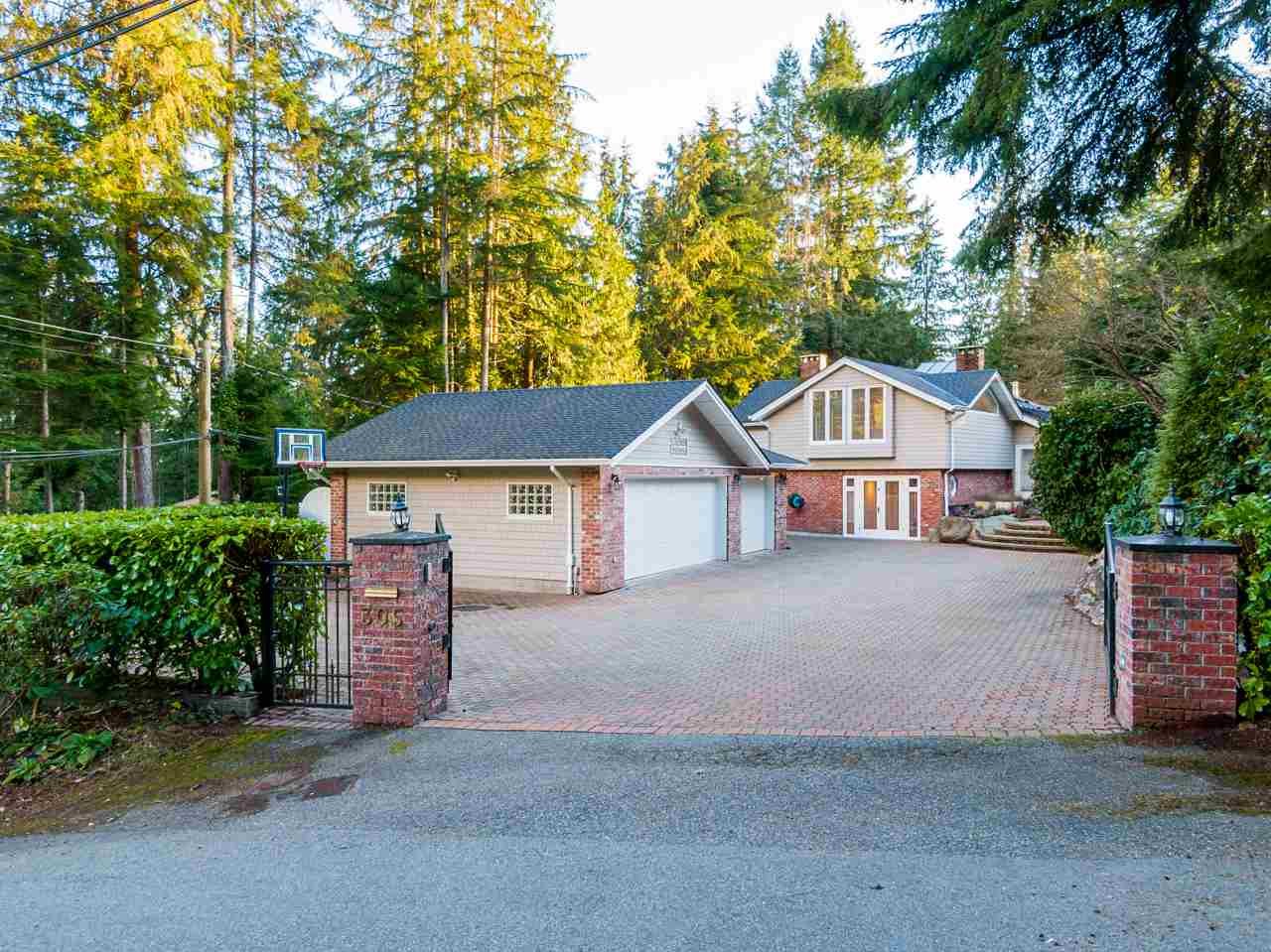 305 Stevens Dr