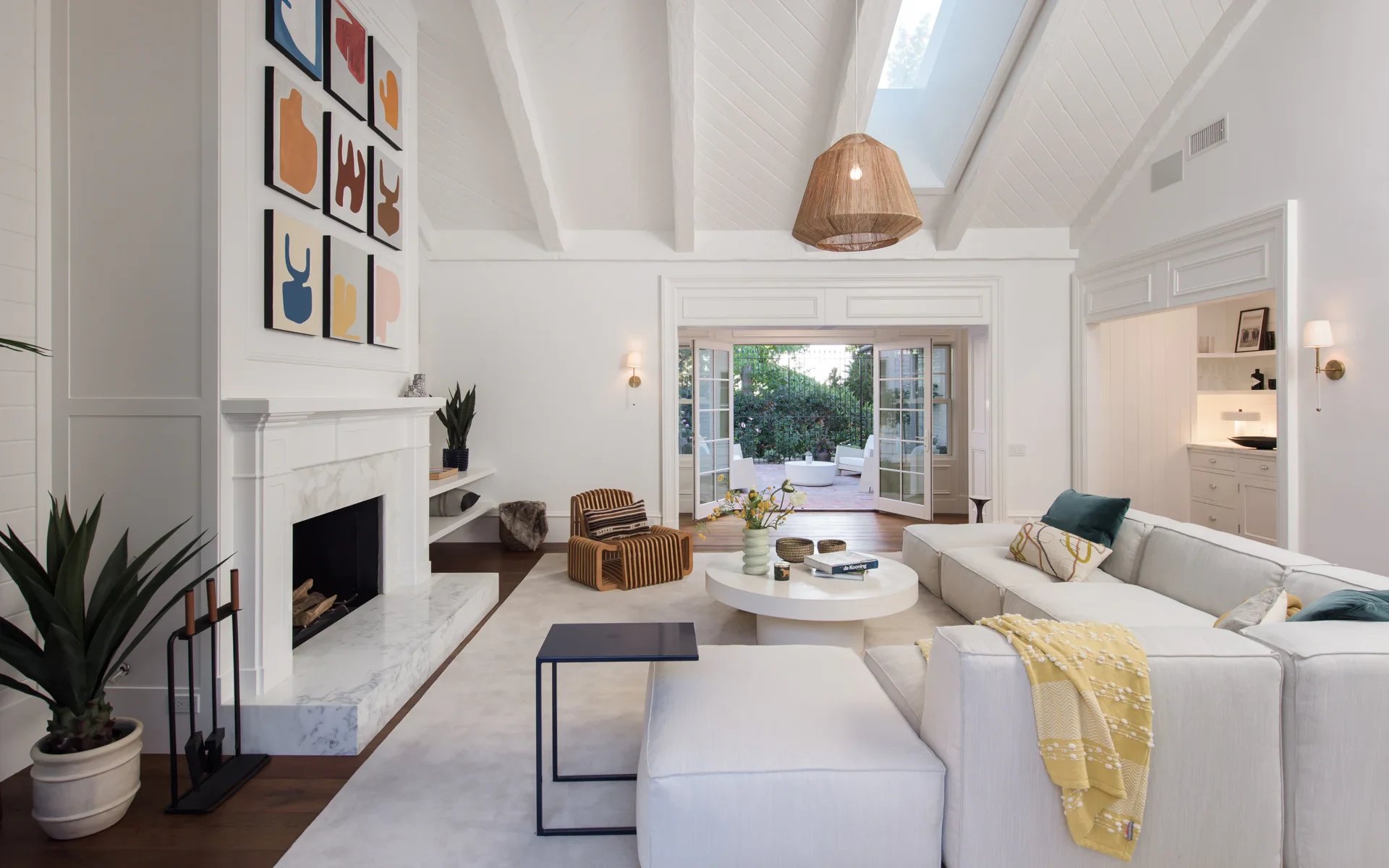 3114 Abington Dr