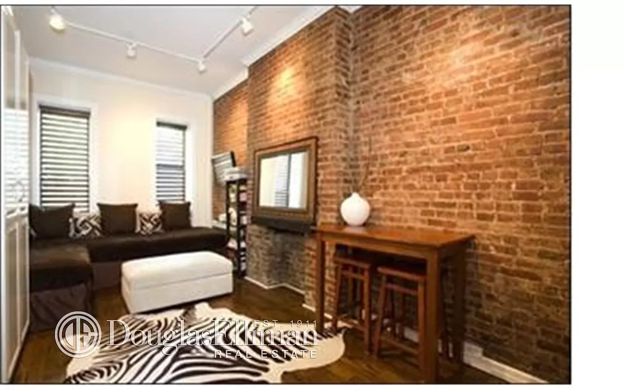 212 East 70th Street Unit: 1A