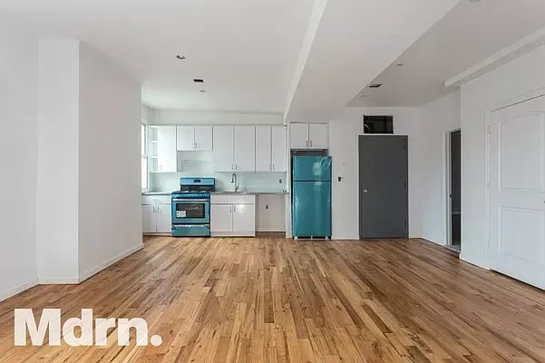 151 Cooper Street Unit: 2B