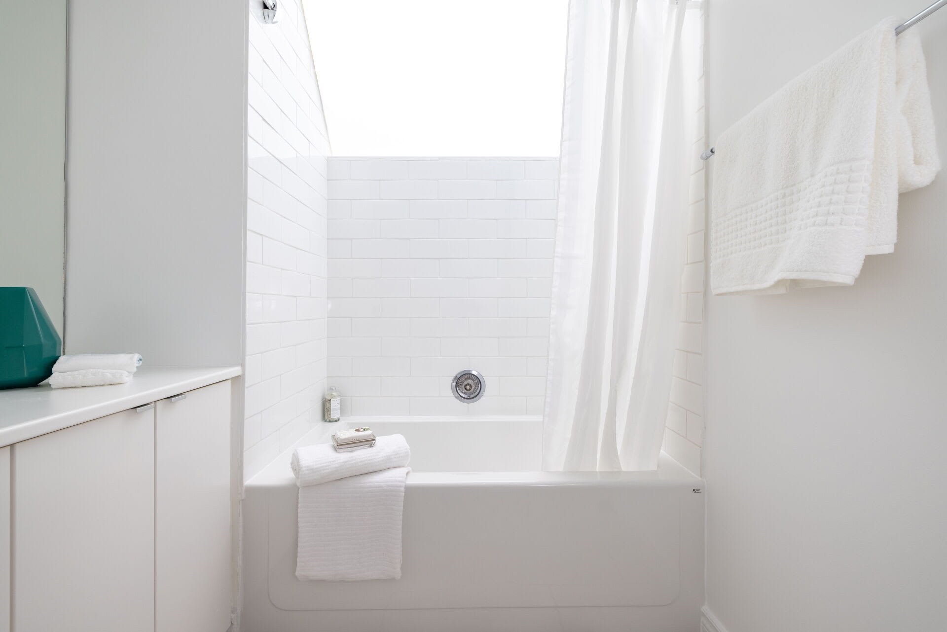 Loft Style Yorkville Beauty