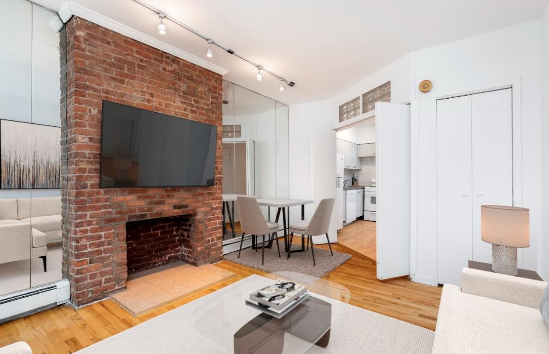 379 First Avenue, Apt 3