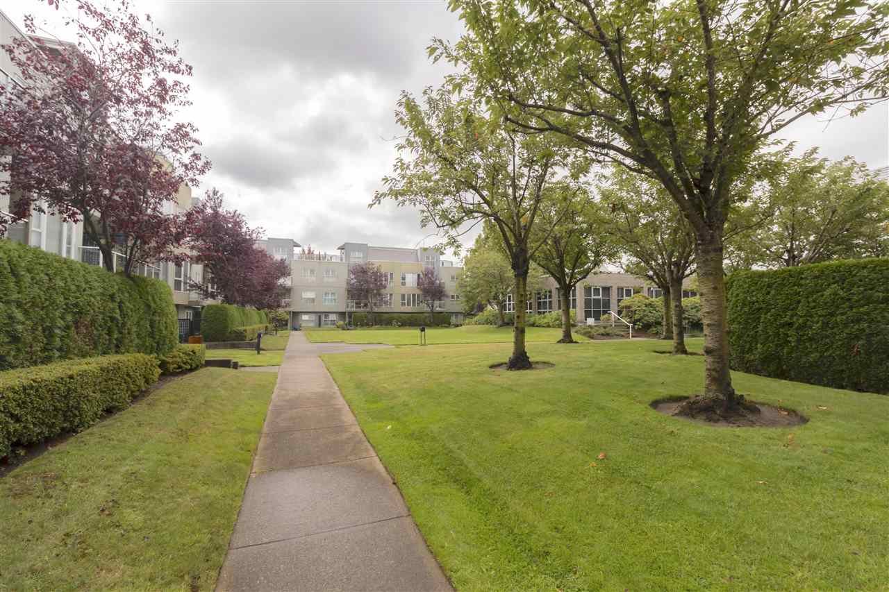 304-8660 Jones Rd
