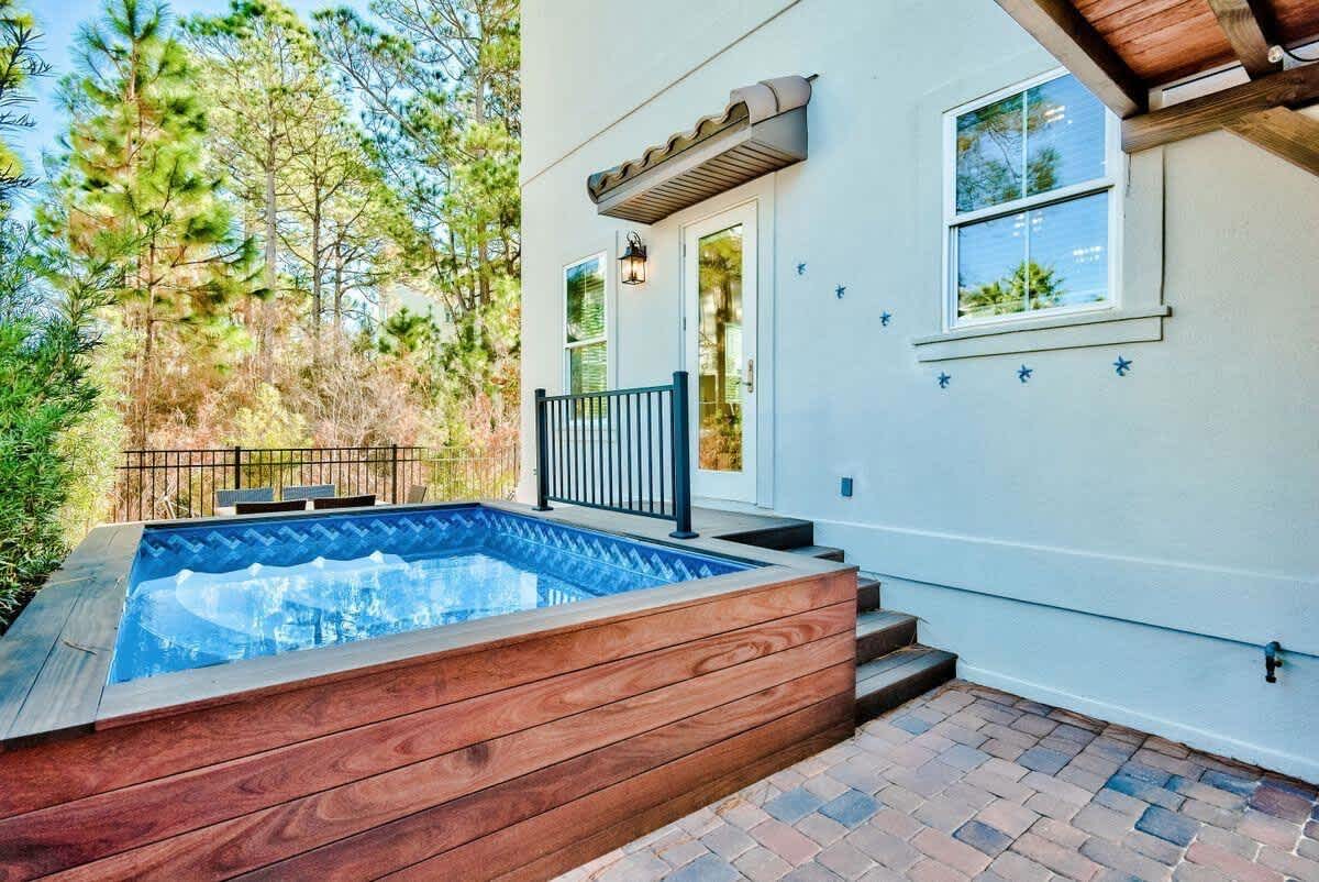 106 Palmeira Way