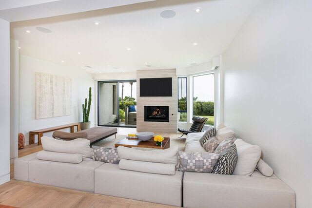 17 Sea Colony Drive