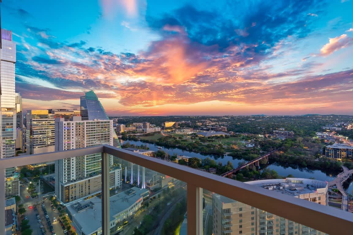 300 Bowie St #3702