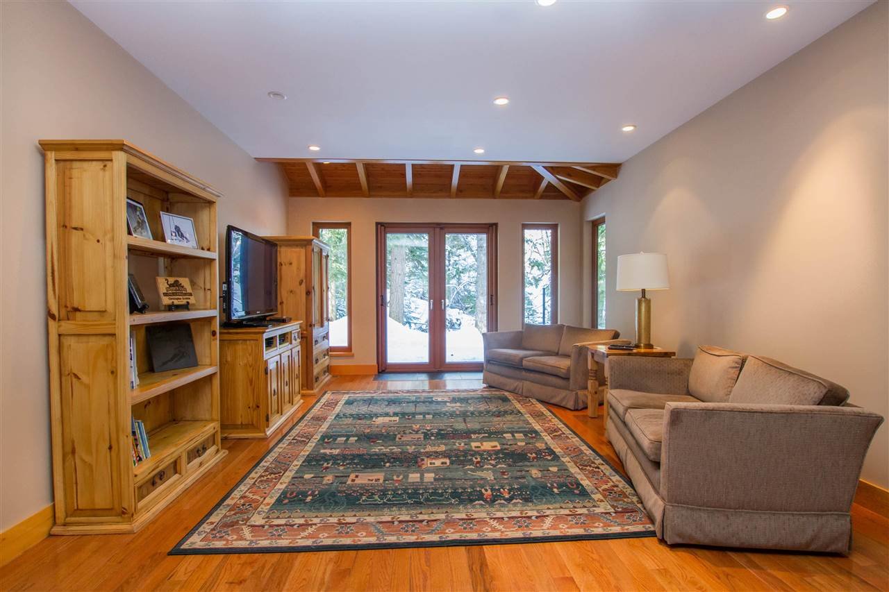 8628 Driftwood Close