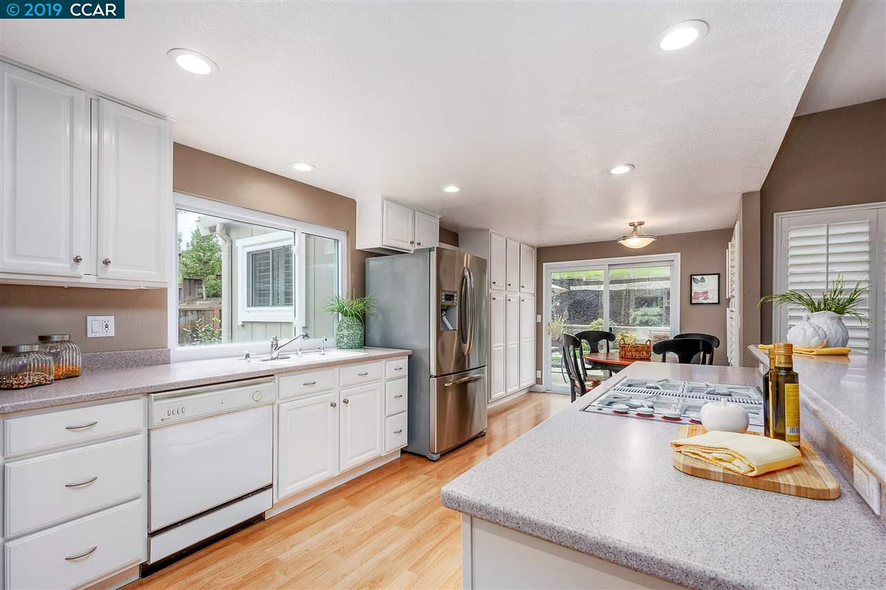 649 Adobe Dr