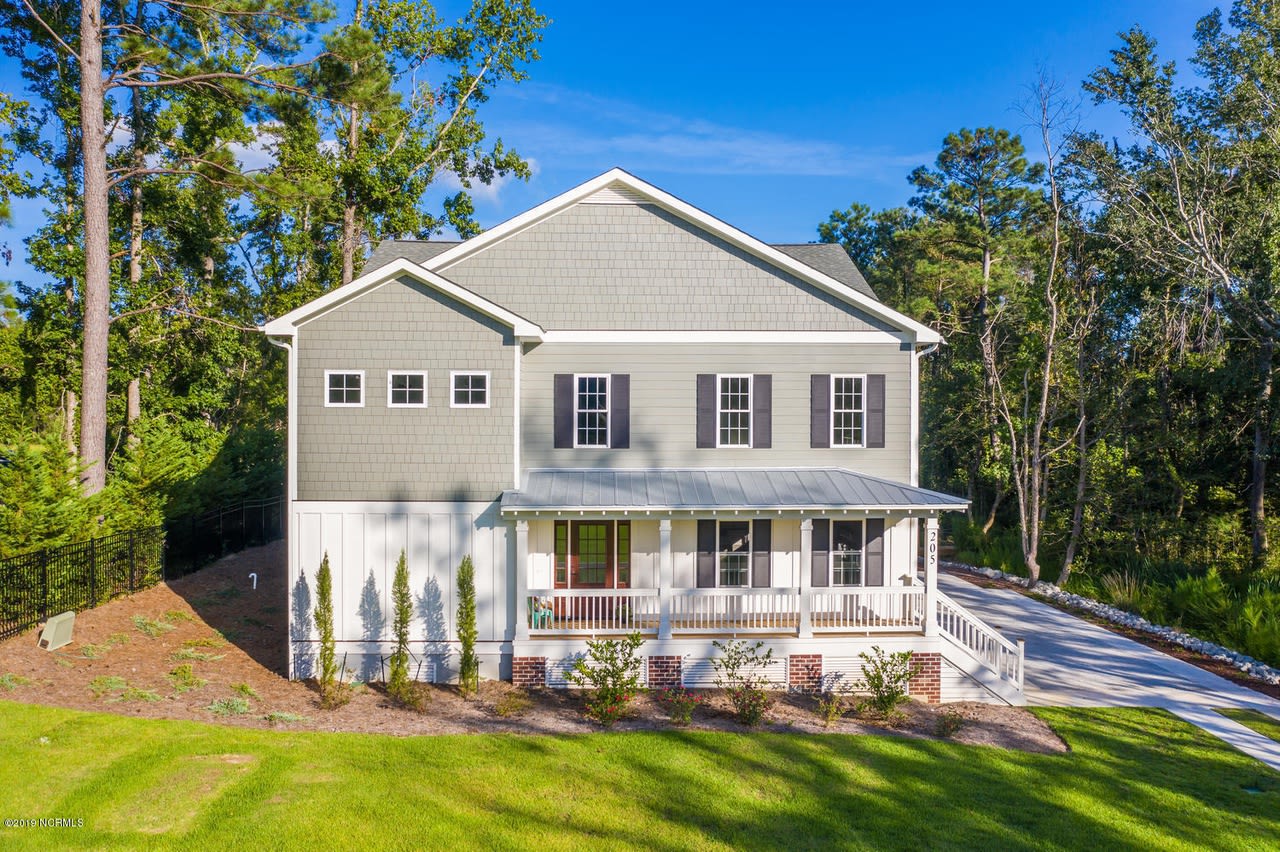 205 Marsh Field Dr