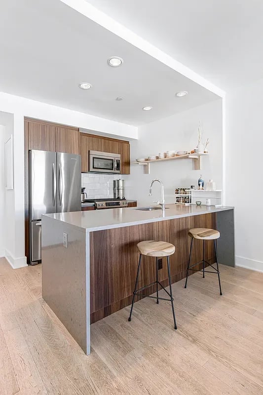 5-27 51st Avenue Unit: 3C