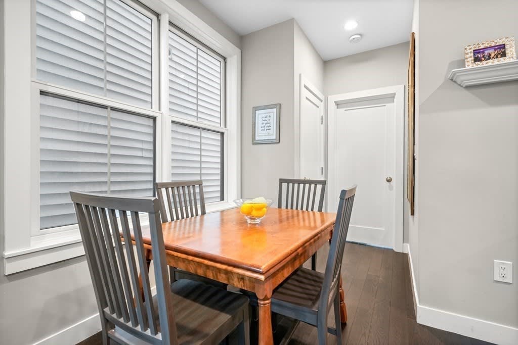 309 E Street, #22